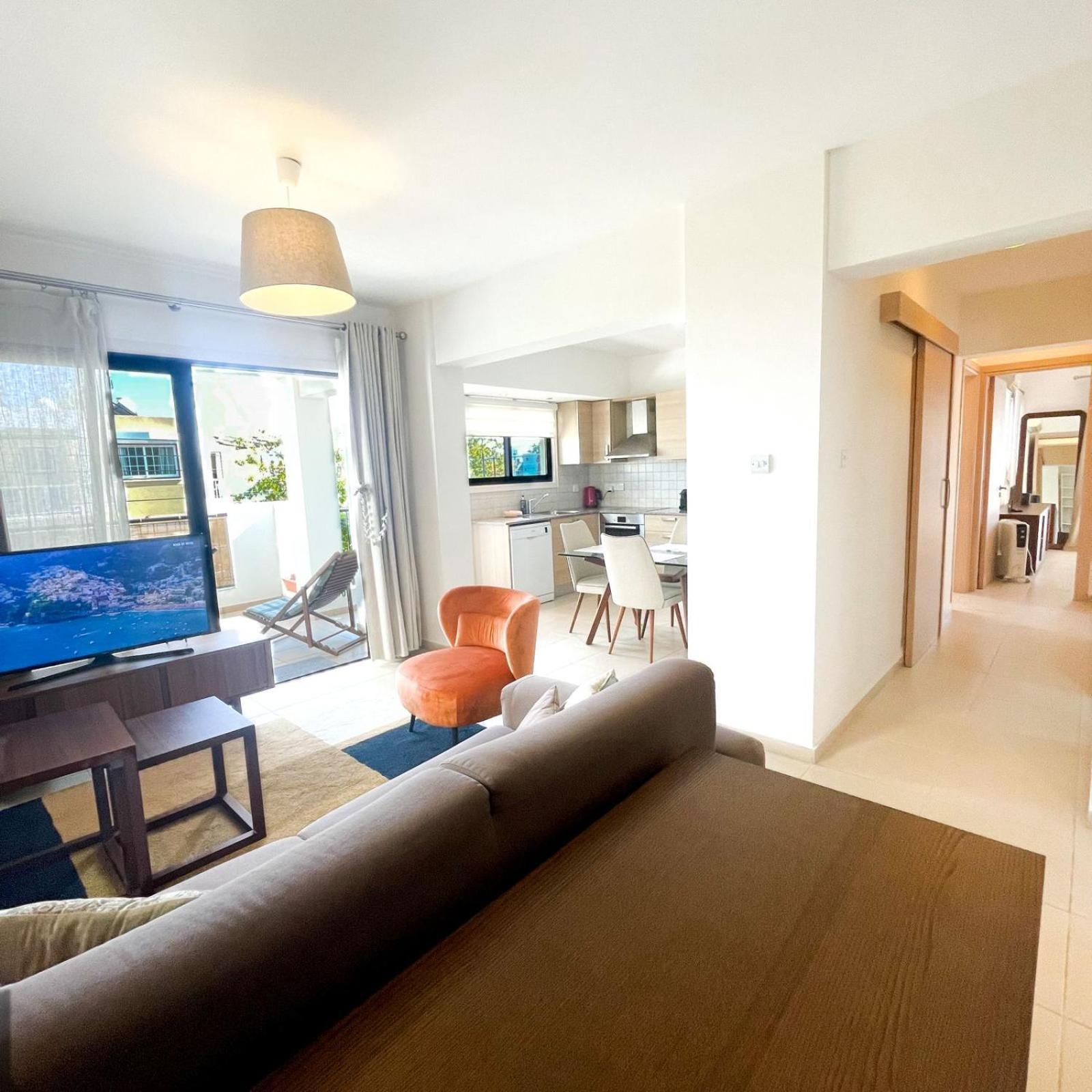 Daniandry Apartment Larnaca Ngoại thất bức ảnh